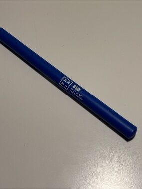 Ina Blue Eyeliner Pen
